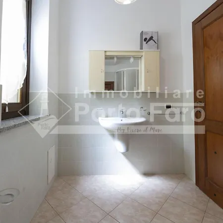 Via Incrociatore Trieste 7 Dx - Spazioso Quadrilocale In Centro A Palau